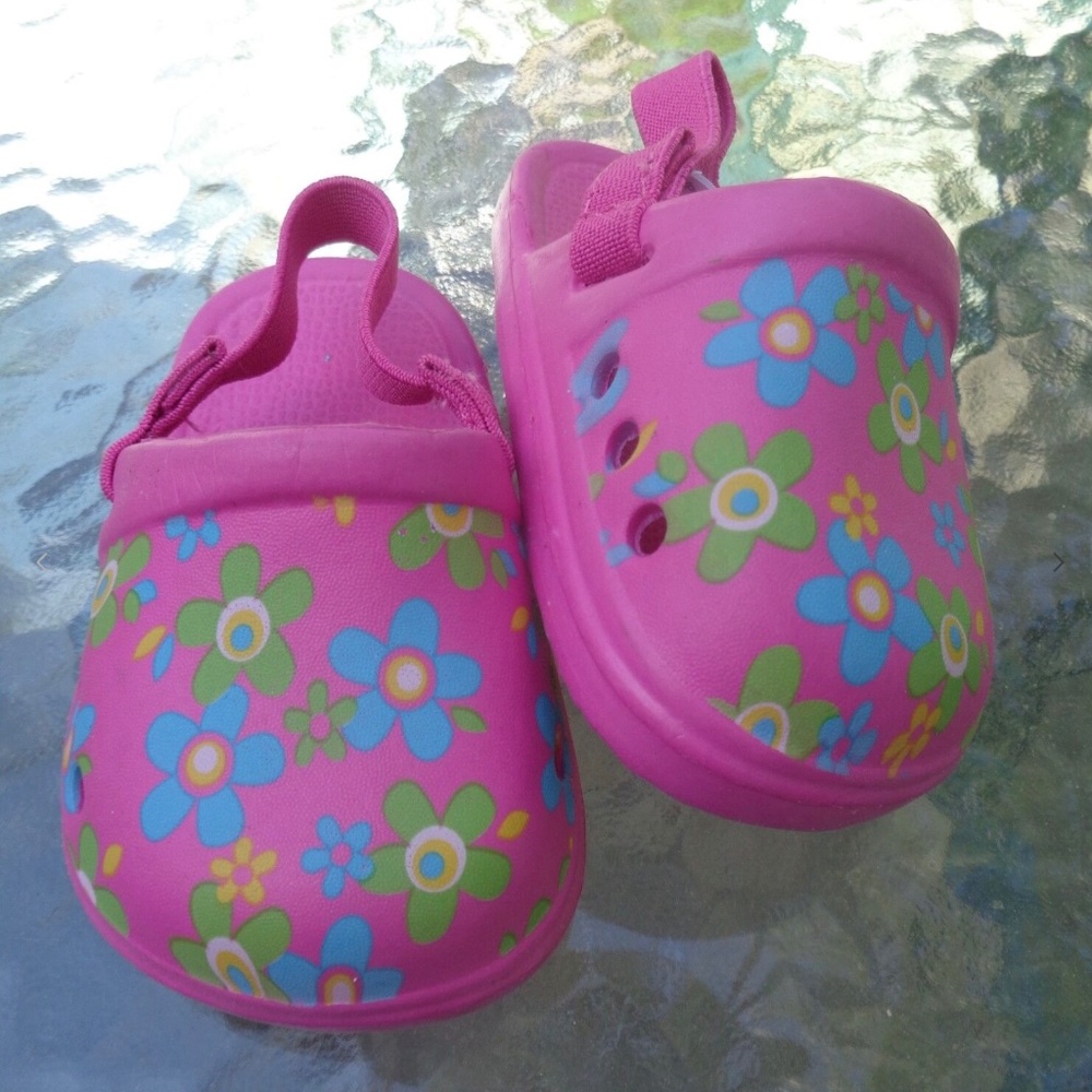 Baby Girl Pink Clogs Sandals Size 3 Flower Shoes Floral Green